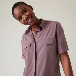 New with tags size 1X Athleta Hiking Top